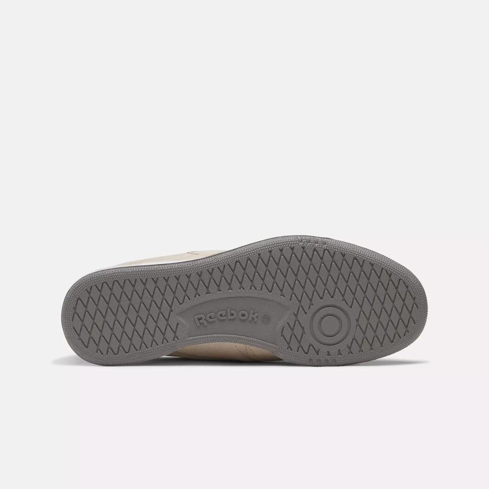 Chaussures Reebok x JJJJound Club C 85 100073319